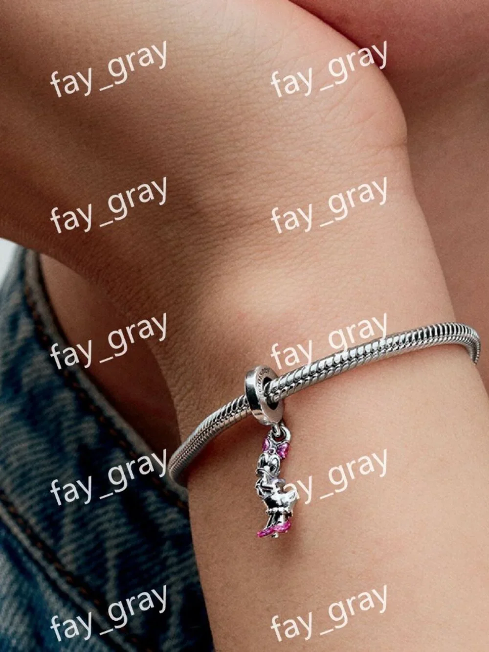 Pandora Disney Daisy Duck Dangle Charm
